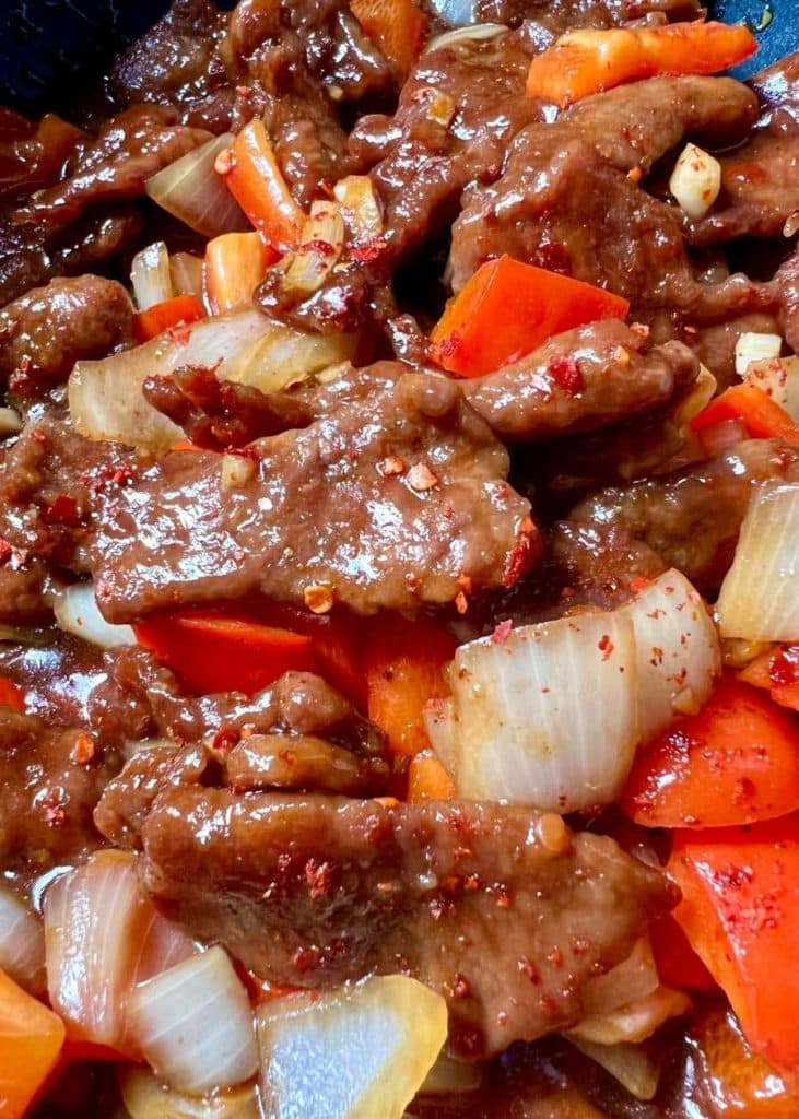 Beijing beef is actually an American-style Chinese dish. It tastes salty and slightly sweet and sour, which makes you want to eat another bowl of rice.