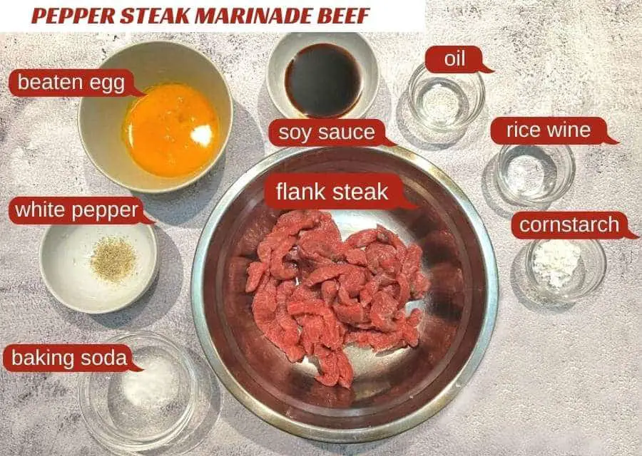 To marinate beef, you add soy sauce, baking soda, rice wine, and a beaten egg and massage it with your hands so that the beef absorbs the sauces and gets more flavor. Finally, add cornstarch and oil and marinate it for more than 10 minutes.