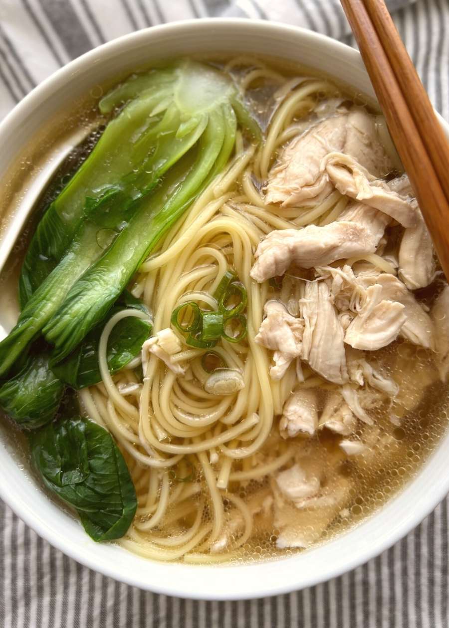 Easy Chinese Noodle Soup - trychinesegoodies.com