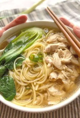 chinese noodle soup1