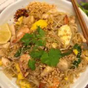 Pad Thai (Thai rice noodle)