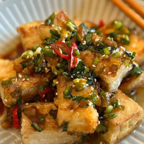 Easy Asian Crispy Garlic Tofu (15 Minutes) - trychinesegoodies.com