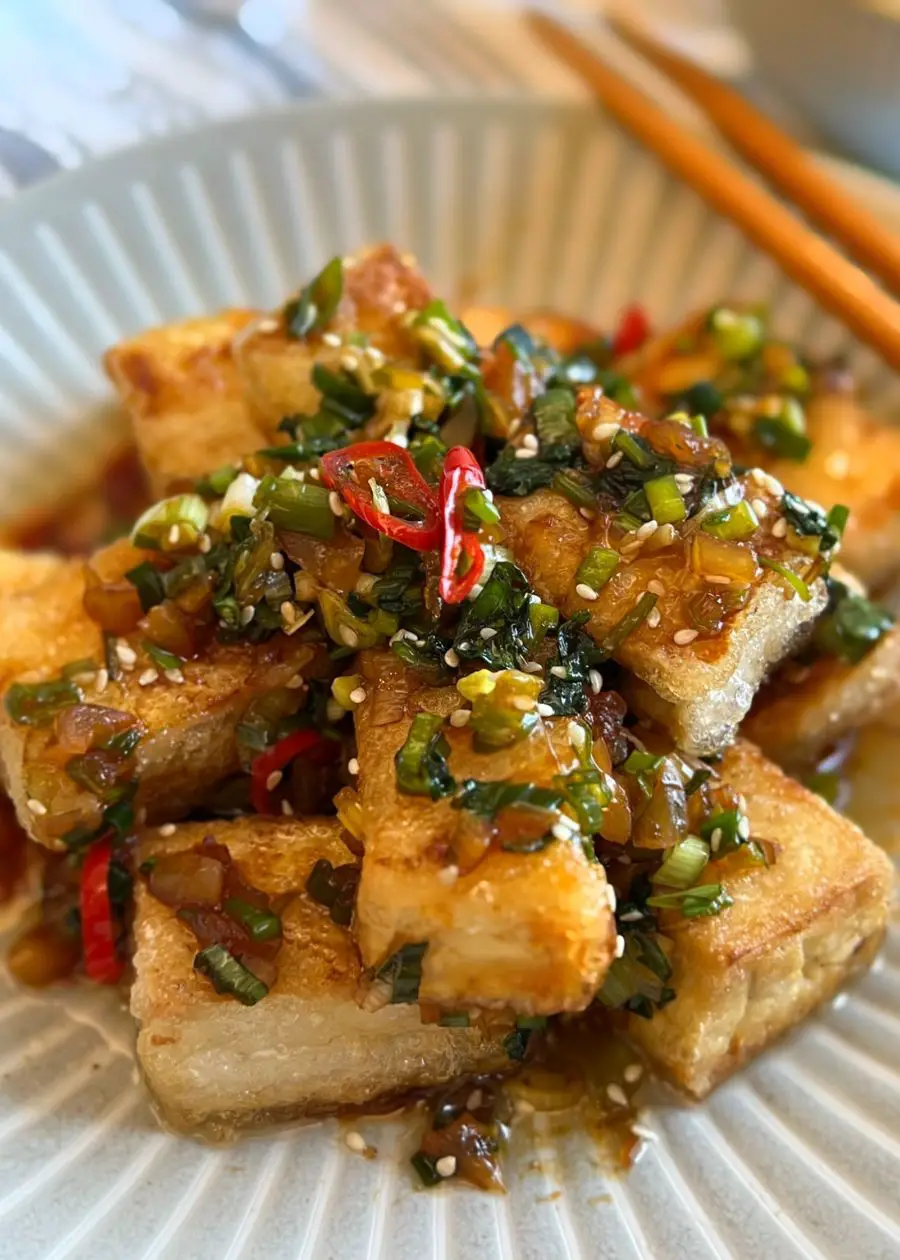 Crispy garlic tofu