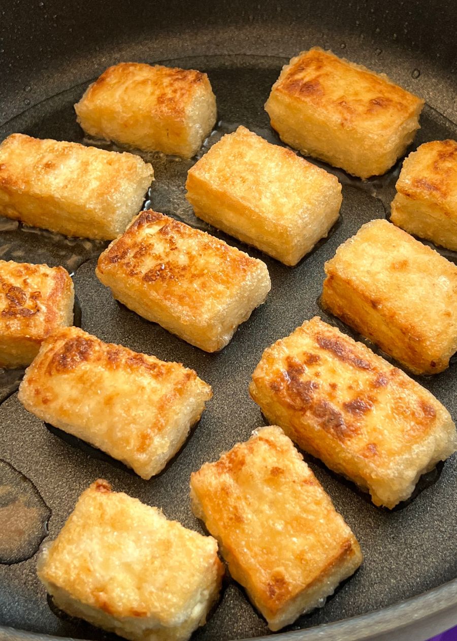 Easy Asian Crispy Garlic Tofu (15 Minutes) - trychinesegoodies.com
