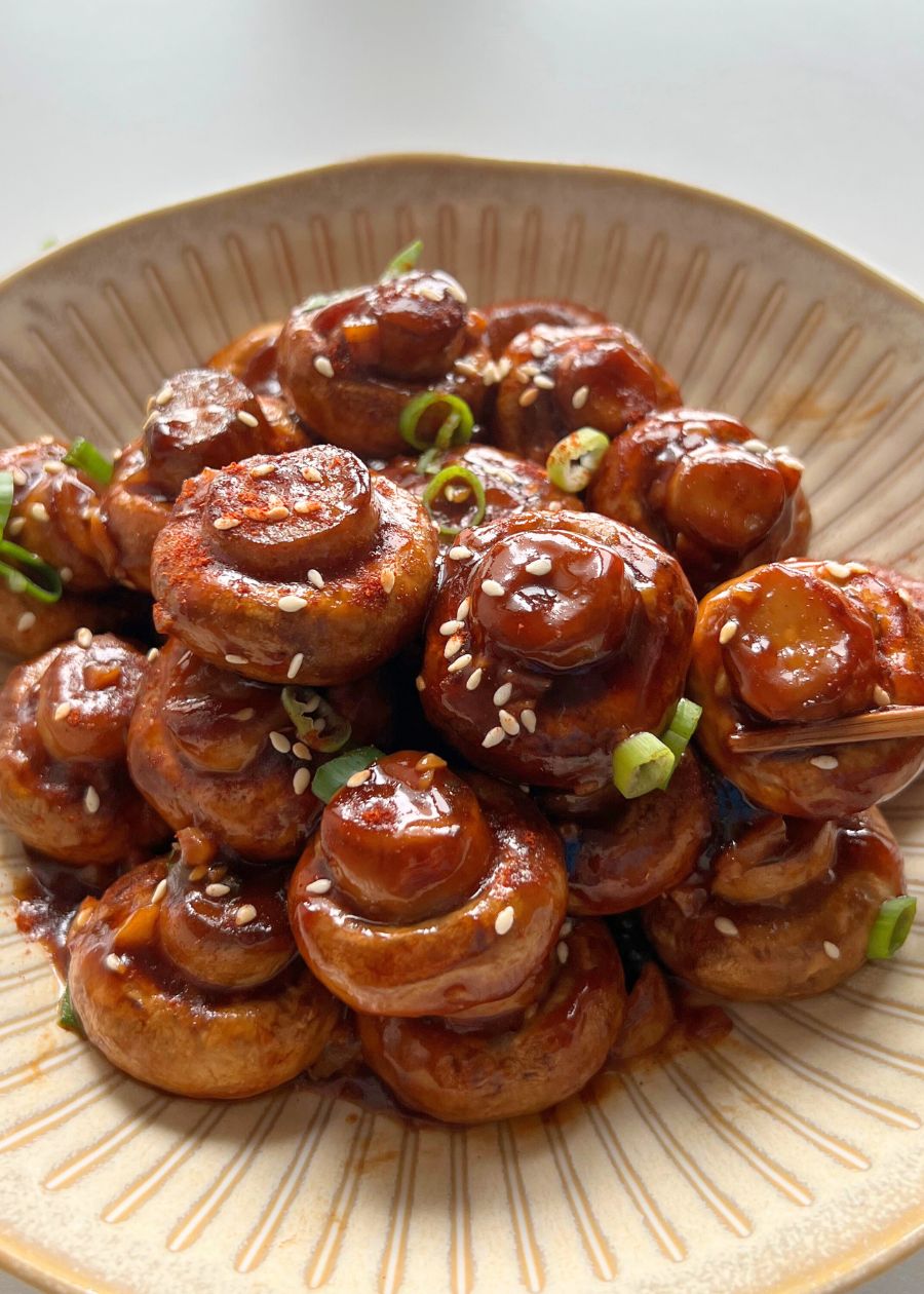Sweet and Sour Mushroom: Easy Vegetarian Takeout
